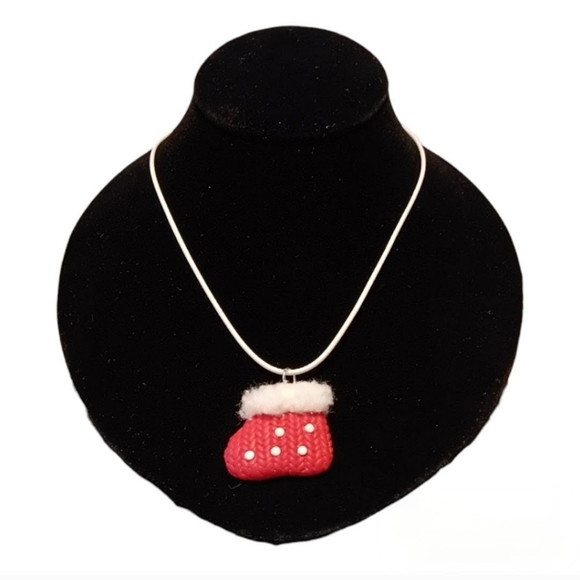 💥HANDMADE Red & White Christmas Stocking Unisex Holiday Pendant Necklace - Picture 1 of 4